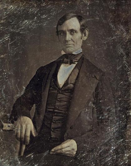 Daguerreotype portrait of a young Abraham Lincoln.